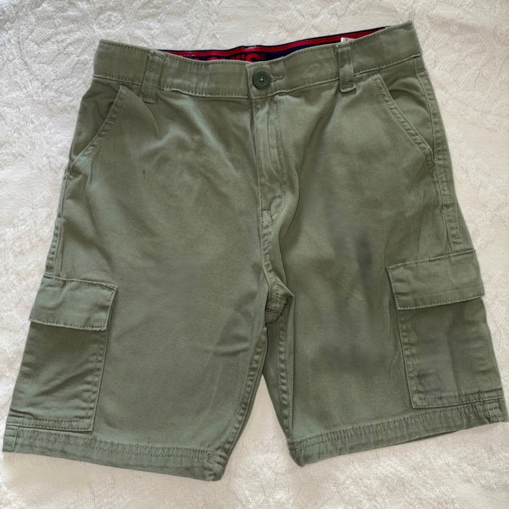 Levi's Green Cargo Shorts for boys